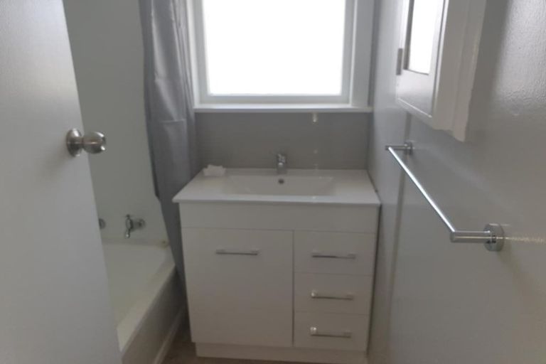 Photo of property in 60 Matipo Street, Castlecliff, Whanganui, 4501