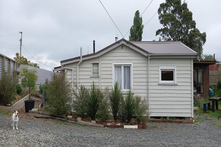 Photo of property in 32 Hastings Street, Ohai, 9635