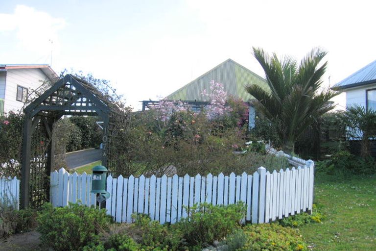 Photo of property in 107a Durrant Drive, Whangamata, 3620