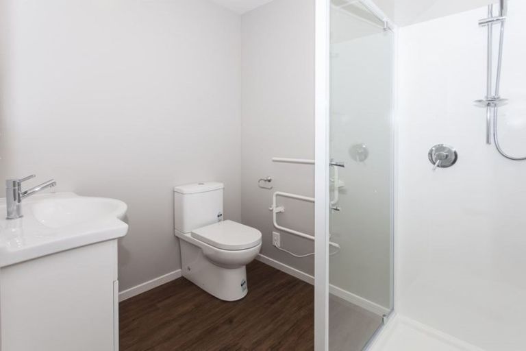 Photo of property in 2/422 Barbadoes Street, Edgeware, Christchurch, 8013