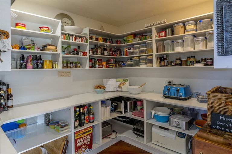 Photo of property in 156 Waitohu Valley Road, Otaki, 5583