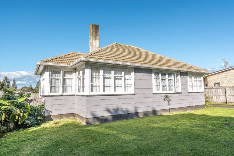 Photo of property in 70 Harper Street, Gonville, Whanganui, 4501