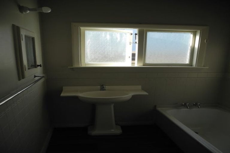 Photo of property in 17 Bowenvale Avenue, Cashmere, Christchurch, 8022