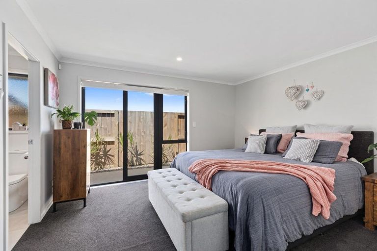 Photo of property in 15 Clover Lane, Pyes Pa, Tauranga, 3112