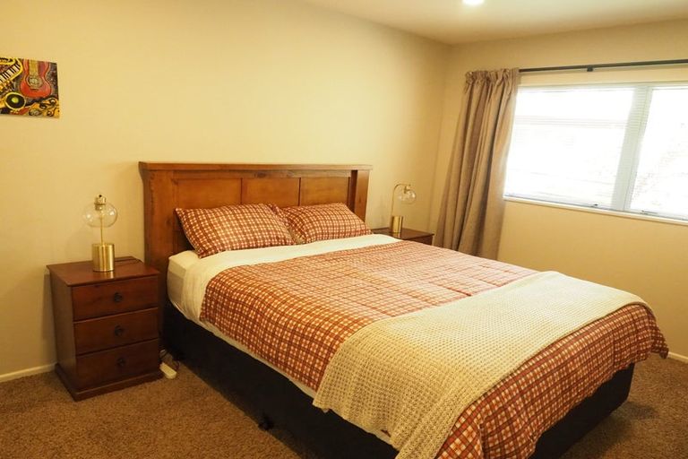 Photo of property in 8 Amner Place, Bluff Hill, Napier, 4110