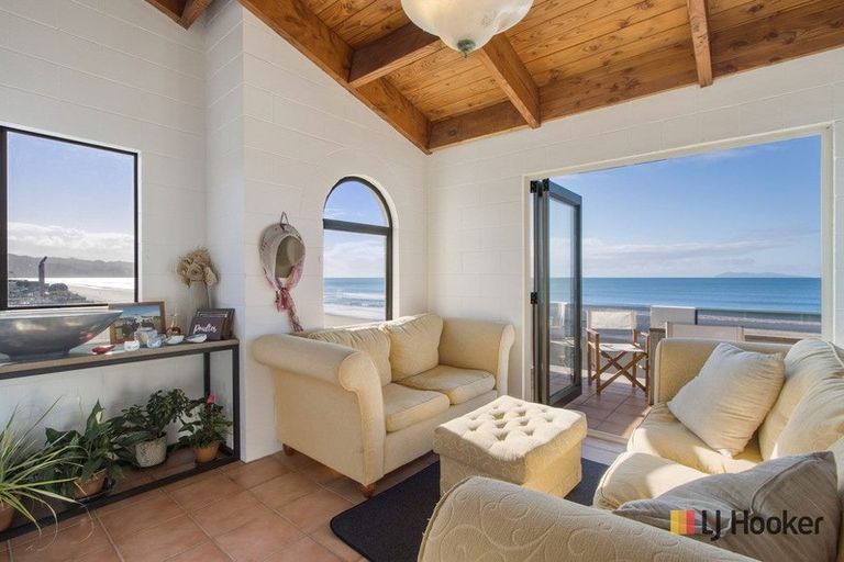 Photo of property in 65 Broadway Road, Waihi Beach, 3611