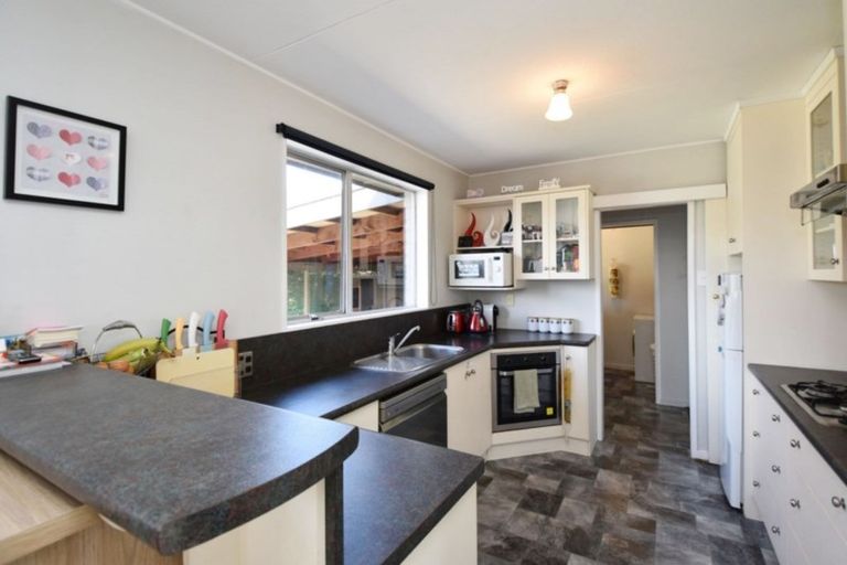 Photo of property in 22 Hughies Lane, Otautau, 9610