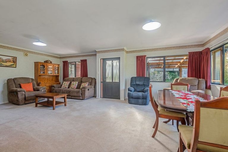 Photo of property in 303 Pahiatua Aokautere Road, Aokautere, Palmerston North, 4471