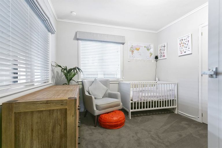 Photo of property in 1/105 Nile Road, Milford, Auckland, 0620