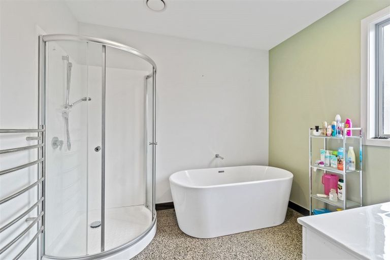 Photo of property in 12 Park Lane, Rolleston, 7614