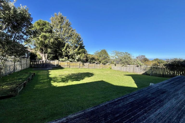 Photo of property in 125 Redoubt Road, Goodwood Heights, Auckland, 2105