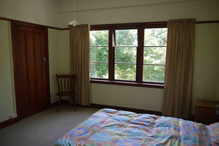 Photo of property in 1/1 San Sebastian Road, Kelburn, Wellington, 6012