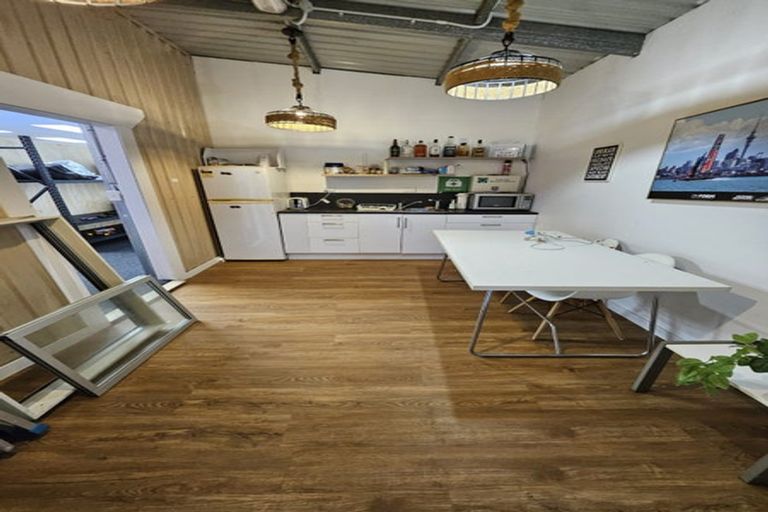 Photo of property in 136 Wily Road, Puni, Pukekohe, 2678