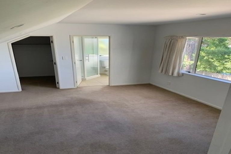 Photo of property in 2/6 Nile Road, Milford, Auckland, 0620