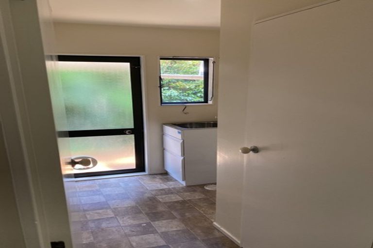 Photo of property in 4 Springtime Crescent, Stanmore Bay, Whangaparaoa, 0932