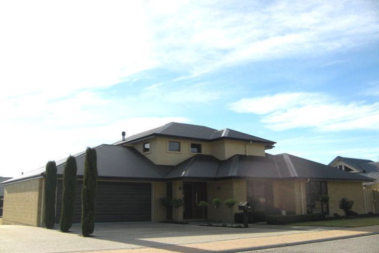 Photo of property in 44a Meadowstone Drive, Wanaka, 9305