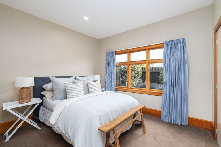 Photo of property in 33 Galway Avenue, Bryndwr, Christchurch, 8052