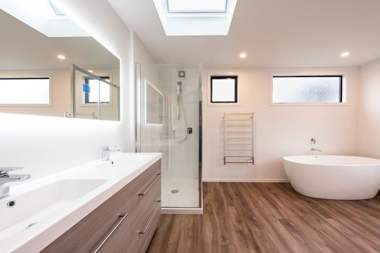 Photo of property in 9a Colin Grove, Hutt Central, Lower Hutt, 5010