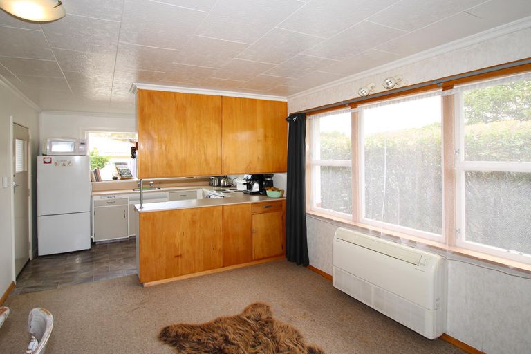 Photo of property in 25 Taverner Street, Carterton, 5713