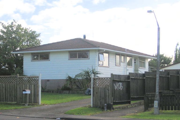 Photo of property in 10 Murillo Place, Henderson, Auckland, 0612