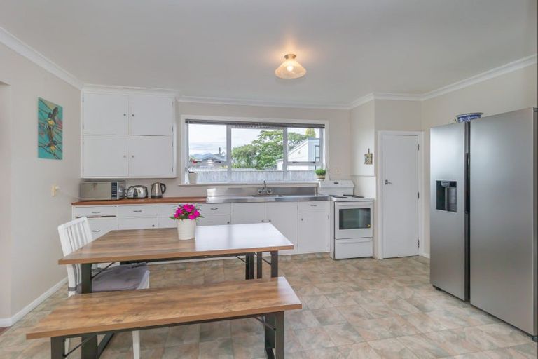 Photo of property in 14 Margaret Street, Levin, 5510