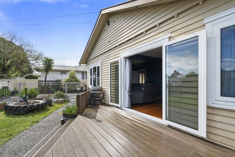 Photo of property in 21 Blackwell Street, Marton, 4710