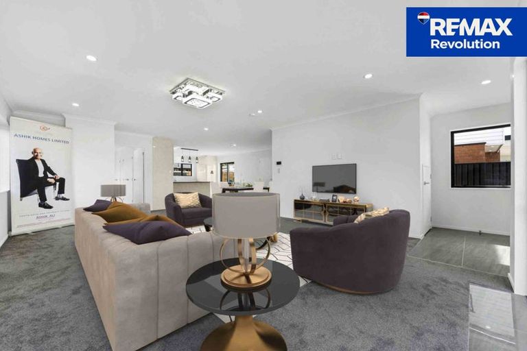 Photo of property in 21b Blanes Road, Weymouth, Auckland, 2103