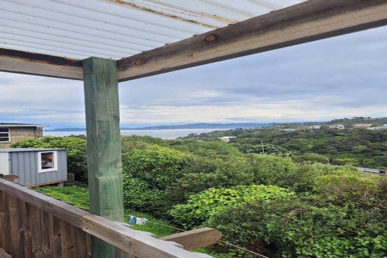 Photo of property in 107 Dowse Drive, Maungaraki, Lower Hutt, 5010