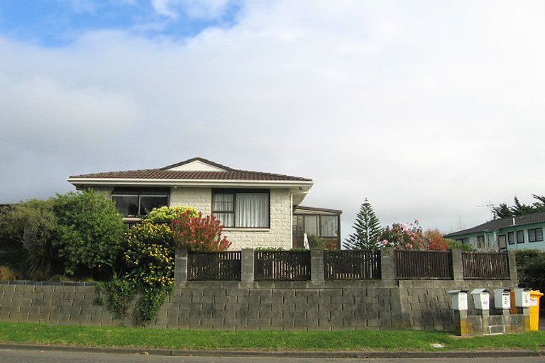 Photo of property in 1/34 Sunshine Avenue, Paraparaumu, 5032