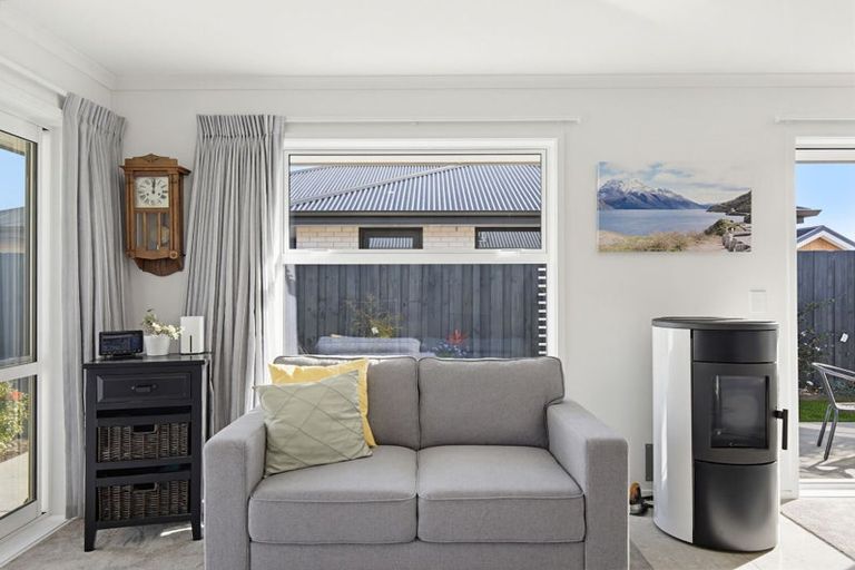 Photo of property in 35 Larissa Road, Halswell, Christchurch, 8025