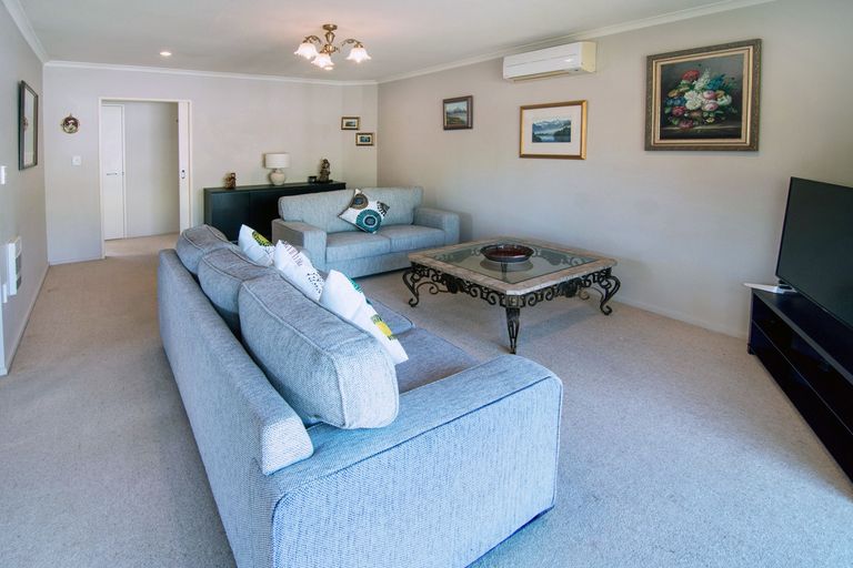 Photo of property in Holdsworth Villas, 59/2 William Donald Drive, Solway, Masterton, 5810