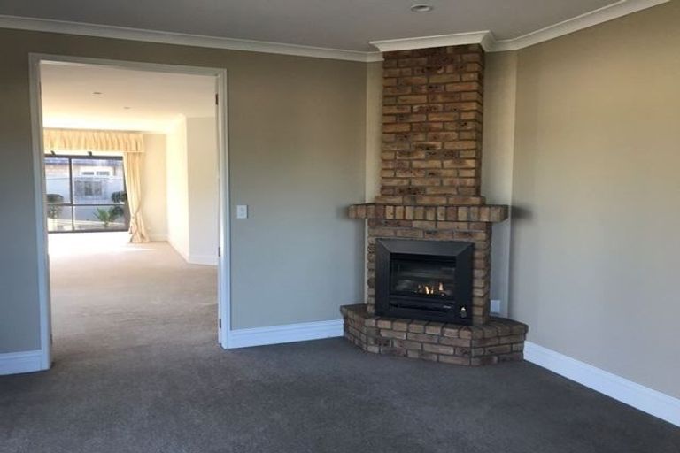 Photo of property in 123 Oriental Parade, Papamoa Beach, Papamoa, 3118