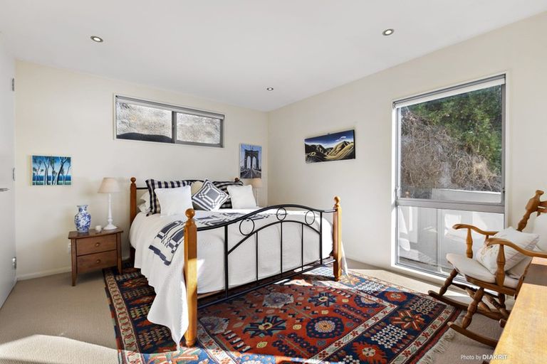 Photo of property in 4/279 Karaka Bay Road, Karaka Bays, Wellington, 6022