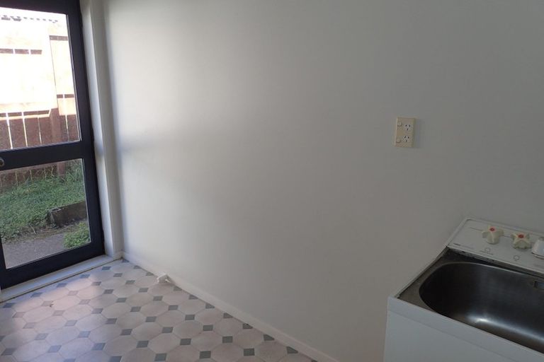 Photo of property in 35 Western Heights Drive, Western Heights, Hamilton, 3200