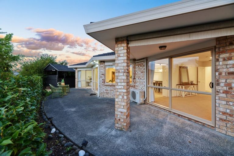 Photo of property in 17 Gendo Avenue, Henderson, Auckland, 0612