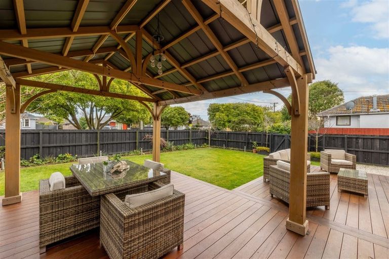 Photo of property in 52a Cutts Road, Russley, Christchurch, 8042