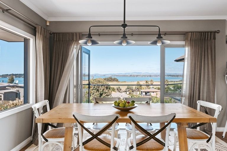 Photo of property in 55 Hamurana Road, Omokoroa, 3114