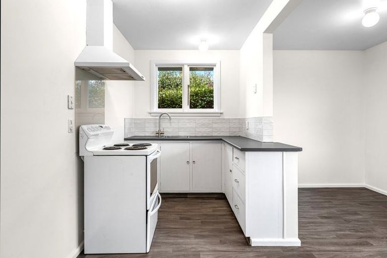 Photo of property in 2/3 Roberta Drive, Somerfield, Christchurch, 8024