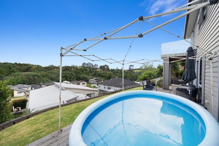 Photo of property in 8 Henriette Place, The Gardens, Auckland, 2105