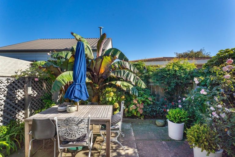 Photo of property in 22 Golf Road, Tahunanui, Nelson, 7011