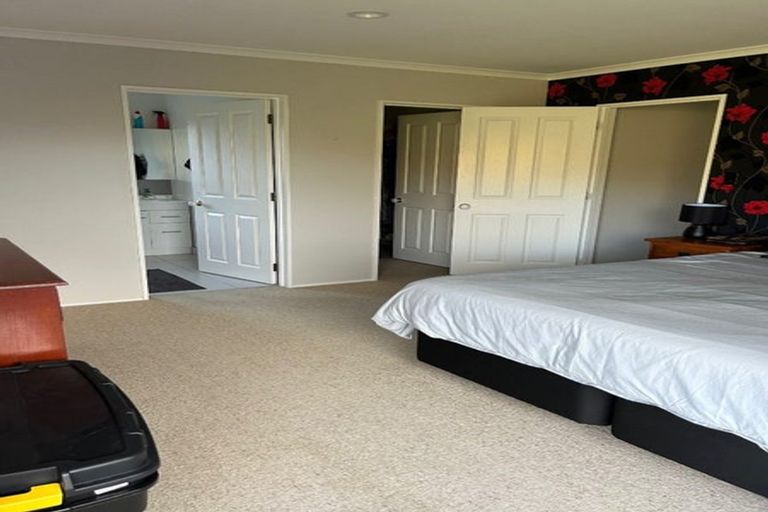 Photo of property in 4 Padstow Place, Camborne, Porirua, 5026