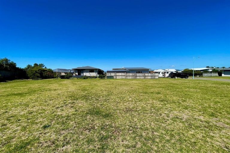 Photo of property in 4 Rangihaerepo Key, Waiotahe, Opotiki, 3198