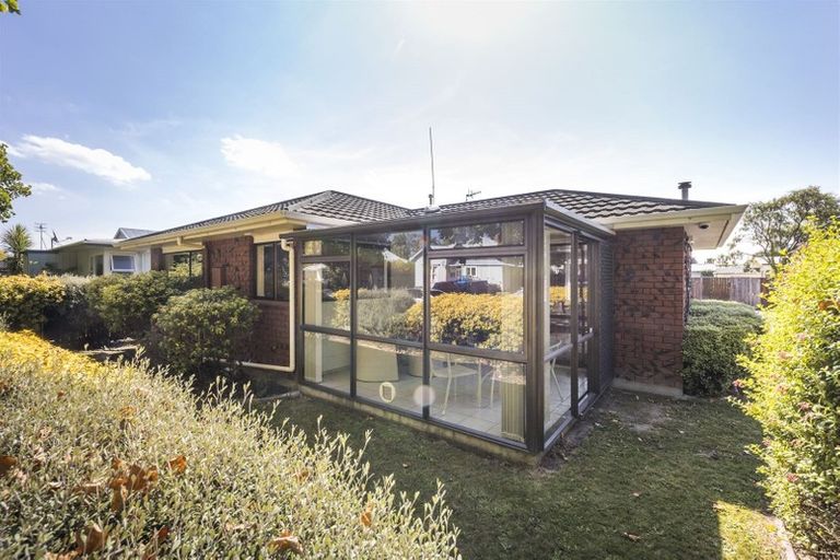 Photo of property in 9 Rolleston Street, Hokowhitu, Palmerston North, 4410