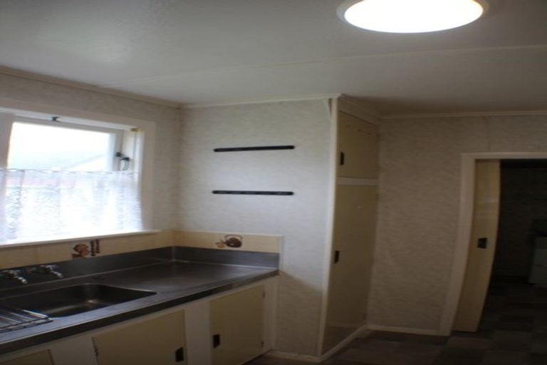 Photo of property in 32 Harris Street, Naenae, Lower Hutt, 5011