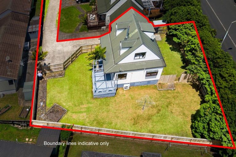 Photo of property in 2/21 Leven Lane, Totara Heights, Auckland, 2105