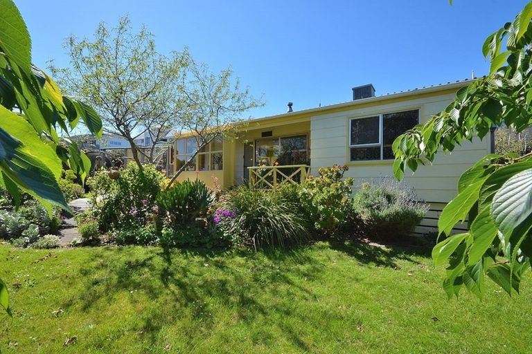 Photo of property in 4 Island View Terrace, Waikanae Beach, Waikanae, 5036