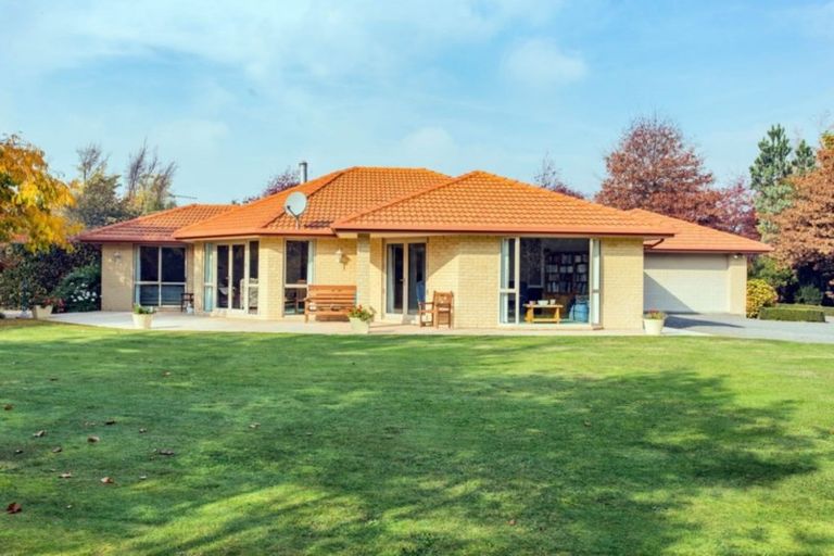 Photo of property in 1 Devonvale Lane, Amberley, 7410