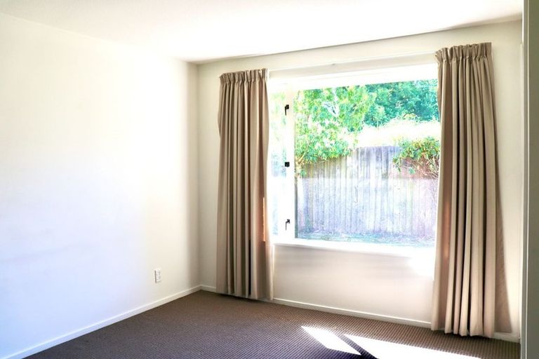 Photo of property in 14a Murfitt Place, Sockburn, Christchurch, 8042