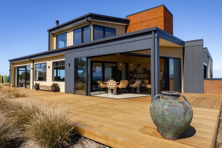 Photo of property in 183 Ngatitangata Road, Waihi, 3681