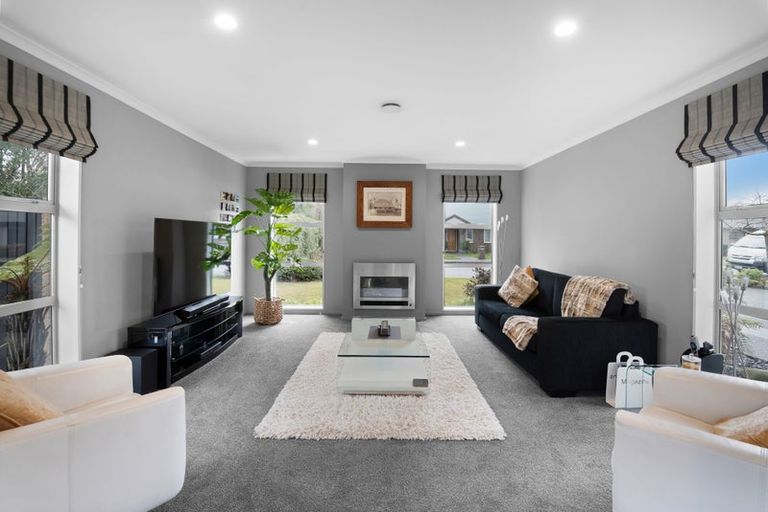 Photo of property in 65 Brookwater Avenue, Northwood, Christchurch, 8051